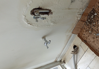 琼结卫生间测漏水